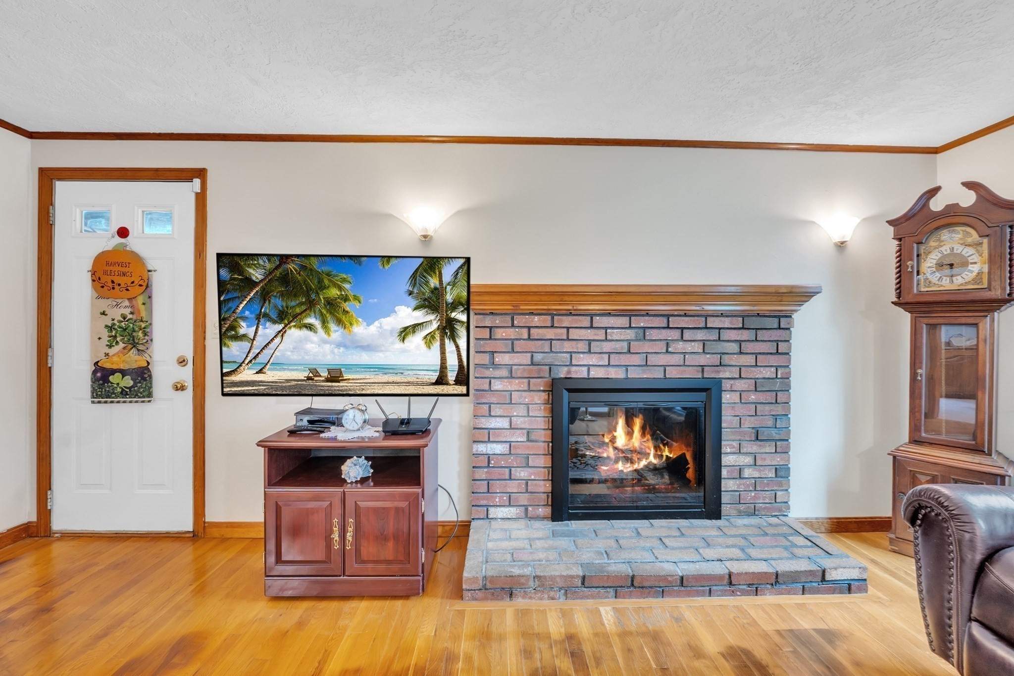 143 Charlton Rd, Dudley, MA 01571 - Image 17