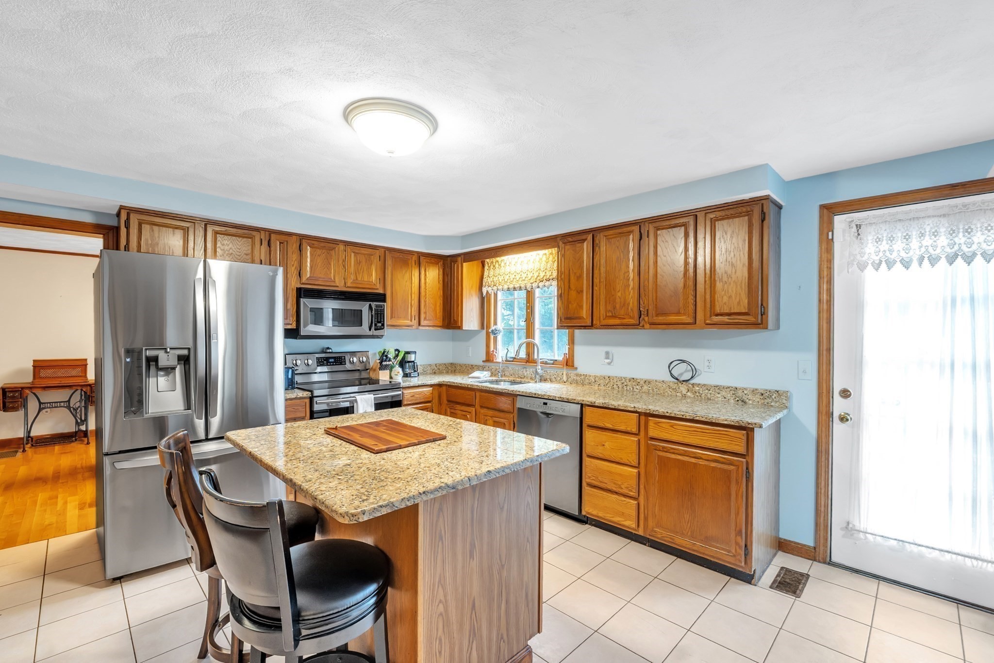 143 Charlton Rd, Dudley, MA 01571 - Image 8