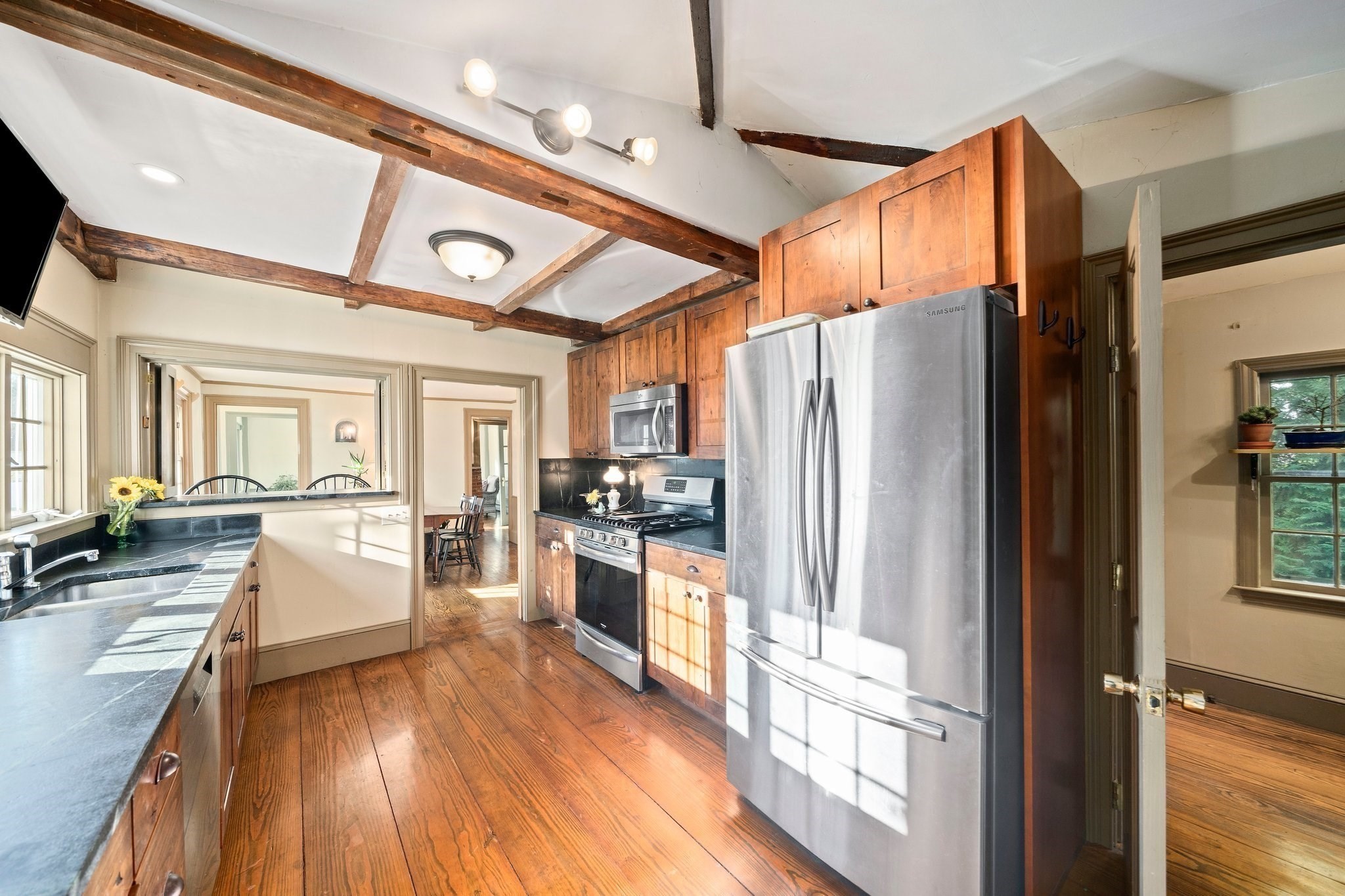 373 N Franklin St, Holbrook, MA 02343 - Image 11