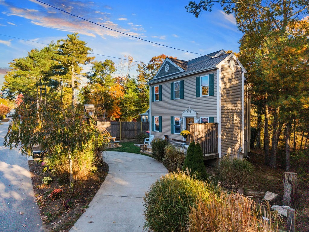 13 Parkwood Dr, Wareham, MA 02571 - Image 2