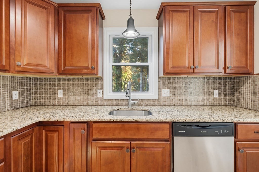 13 Parkwood Dr, Wareham, MA 02571 - Image 25