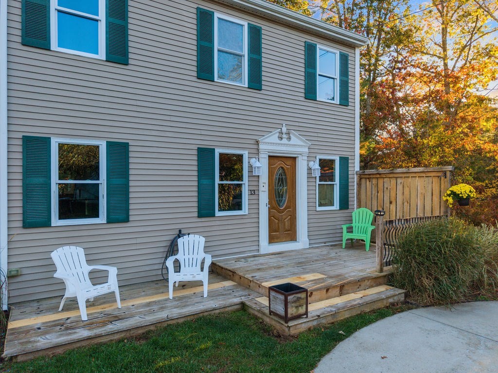 13 Parkwood Dr, Wareham, MA 02571 - Image 4