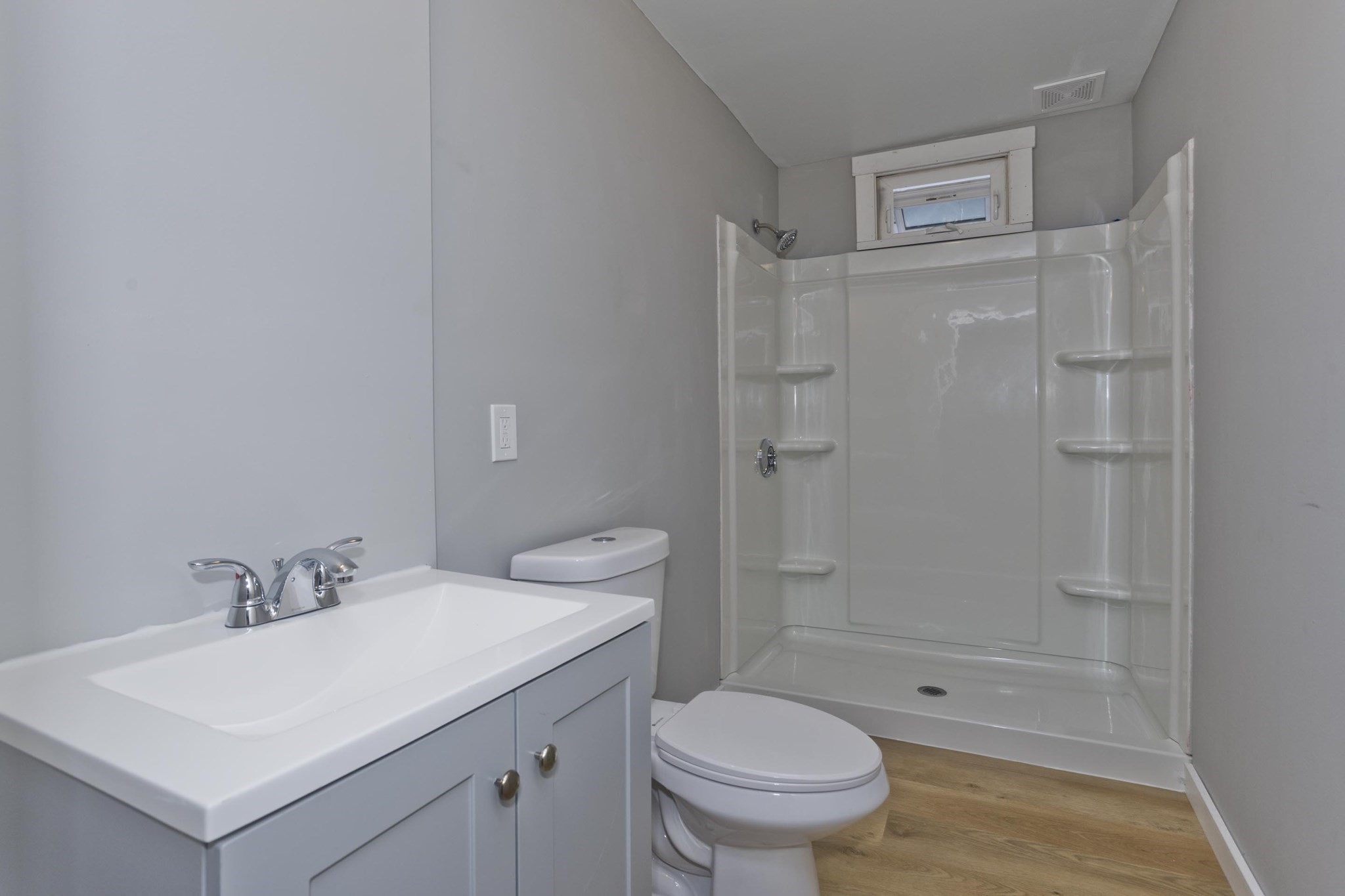 956 Dwight St, Holyoke, MA 01040 - Image 6