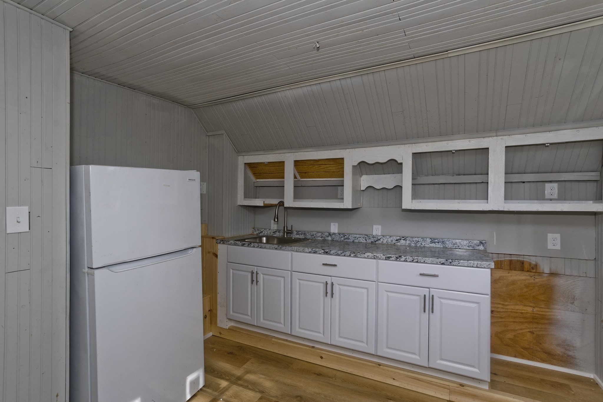 956 Dwight St, Holyoke, MA 01040 - Image 9