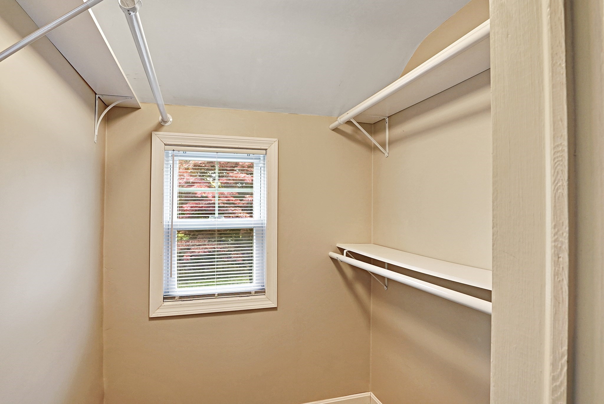 1606 Wilbraham Rd, Springfield, MA 01119 - Image 17