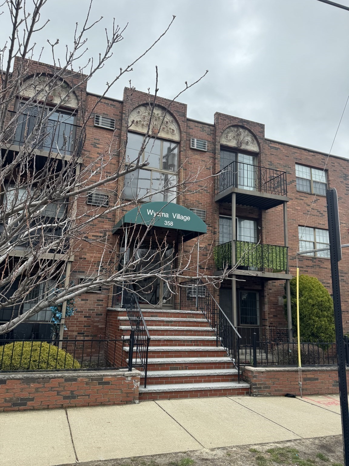 358 Broadway Unit 13, Lynn, MA 01904 - Image 2