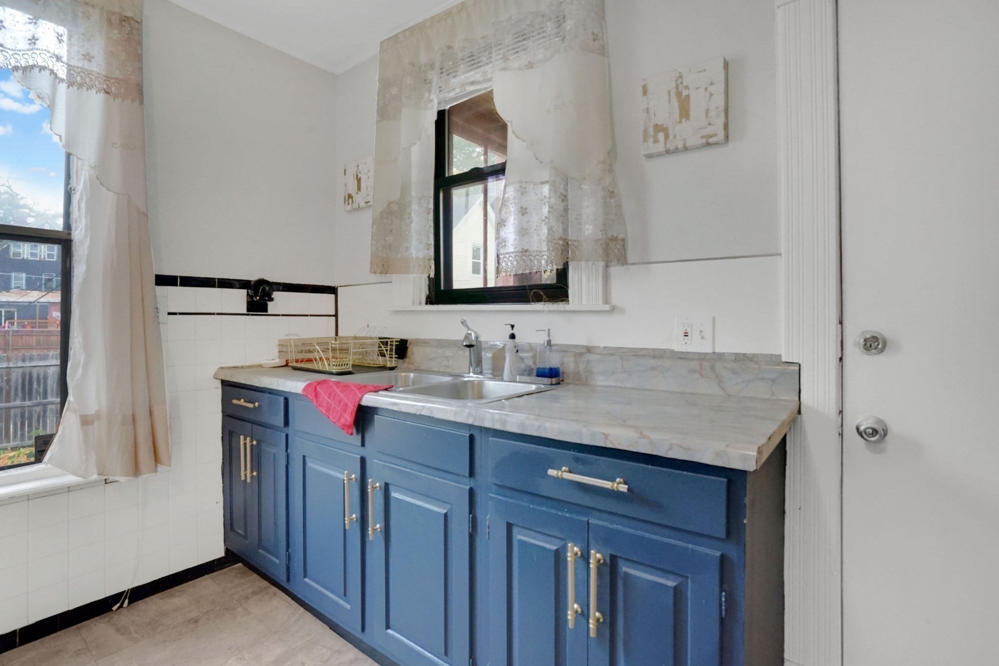 55 Florida St, Springfield, MA 01109 - Image 15