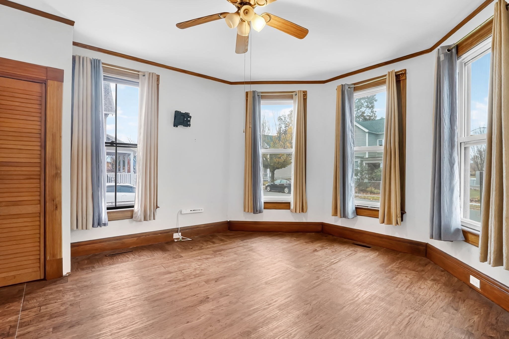 55 Florida St, Springfield, MA 01109 - Image 10