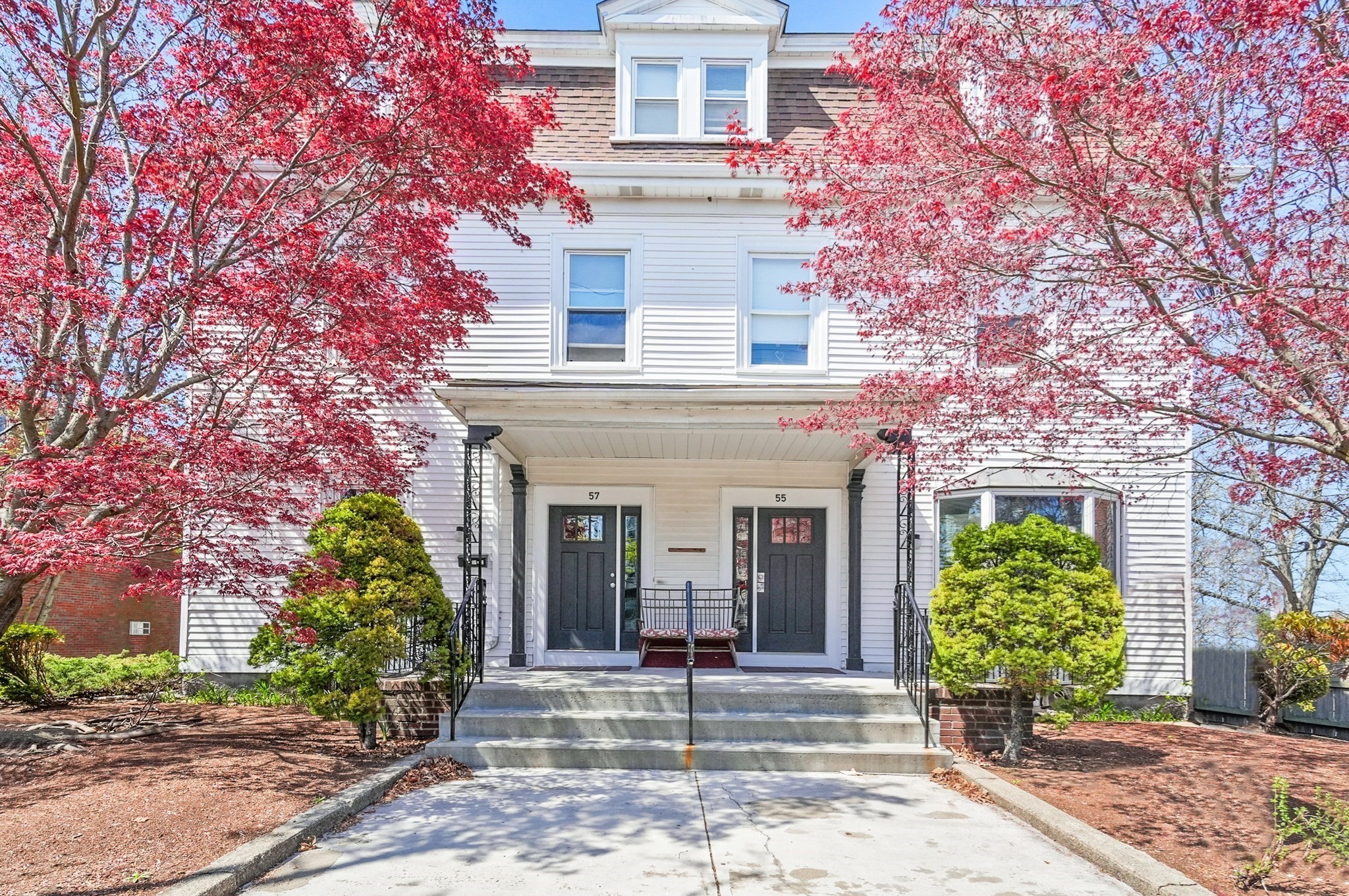 55 Crescent St, Waltham, MA 02453