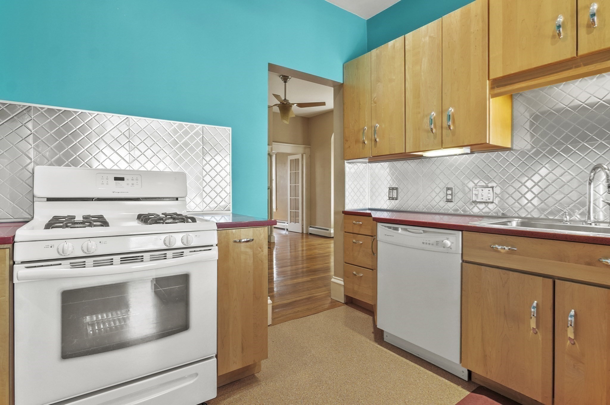 55 Crescent St, Waltham, MA 02453 - Image 14