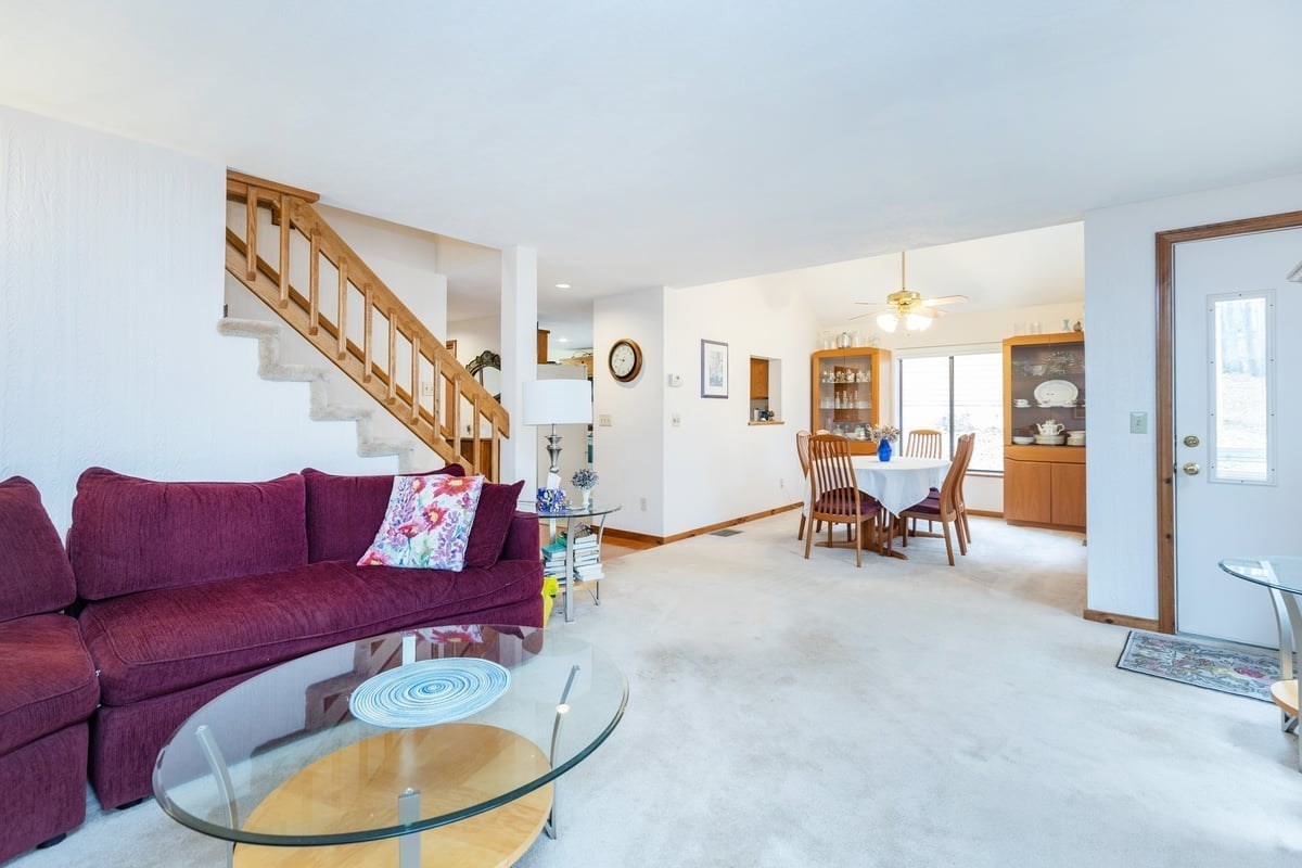 81 Clement Ct Unit 81, Haverhill, MA 01830 - Image 7