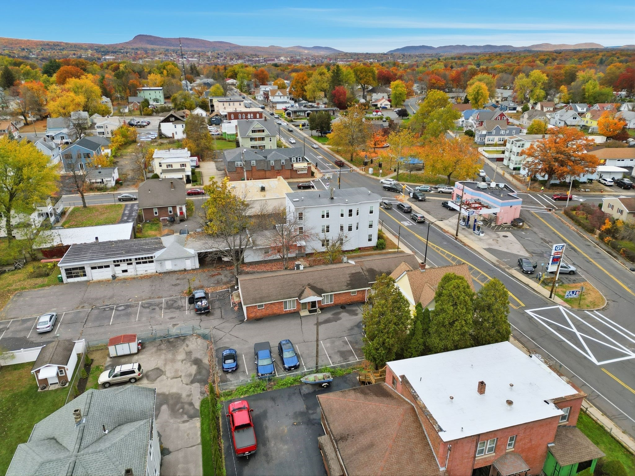 641 Grattan St, Chicopee, MA 01020 - Image 27