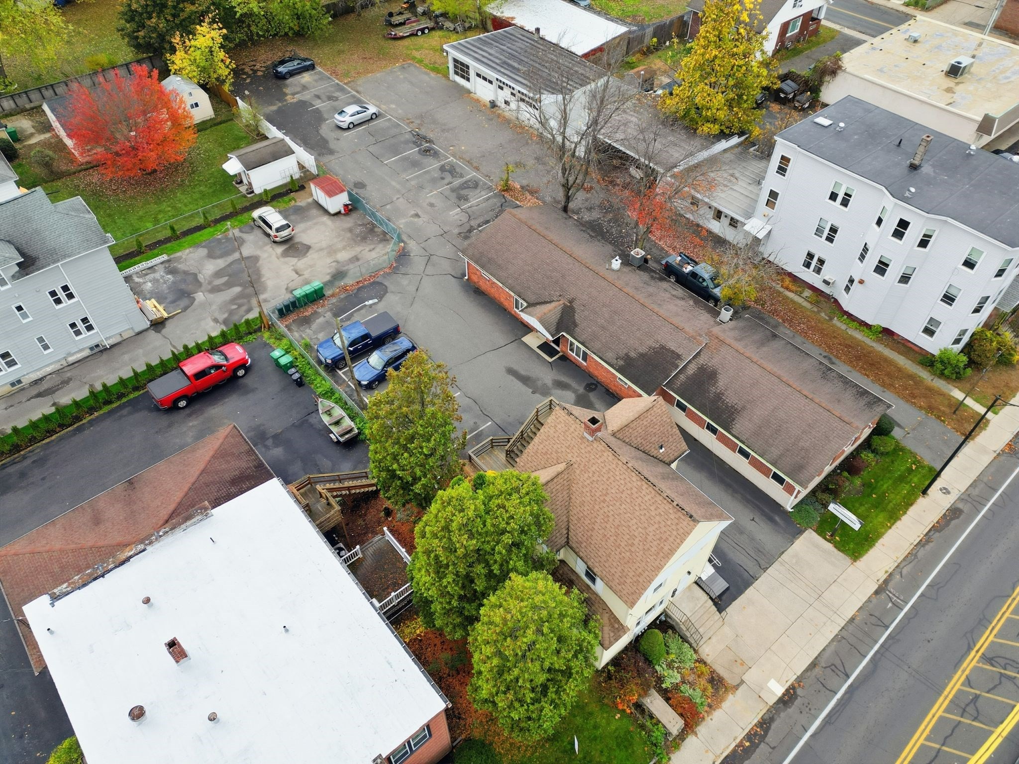 641 Grattan St, Chicopee, MA 01020 - Image 30