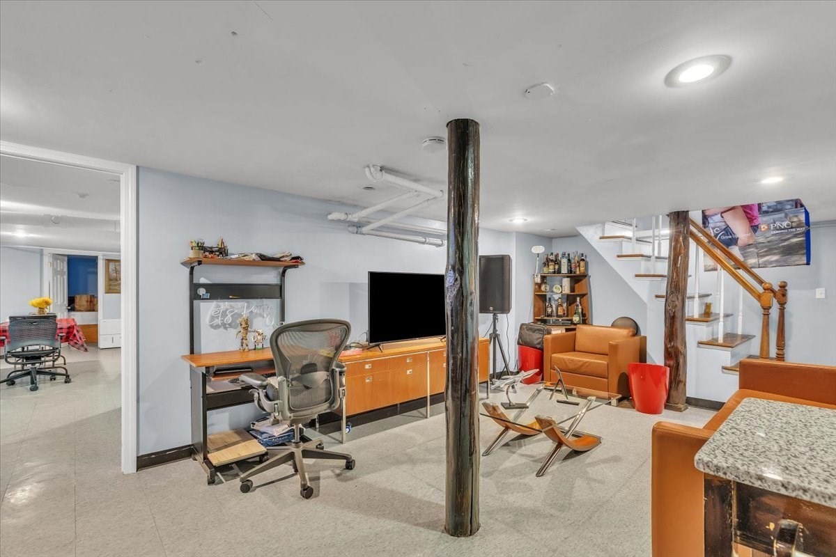 66 Howard St, Brockton, MA 02301 - Image 32