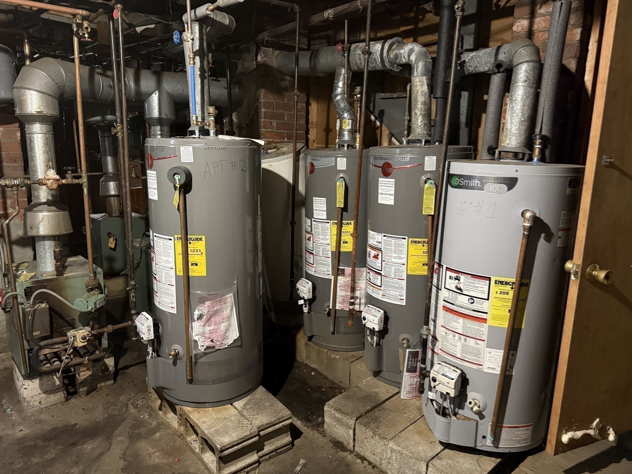 3 Gardner Pl, Leominster, MA 01453 - Image 32