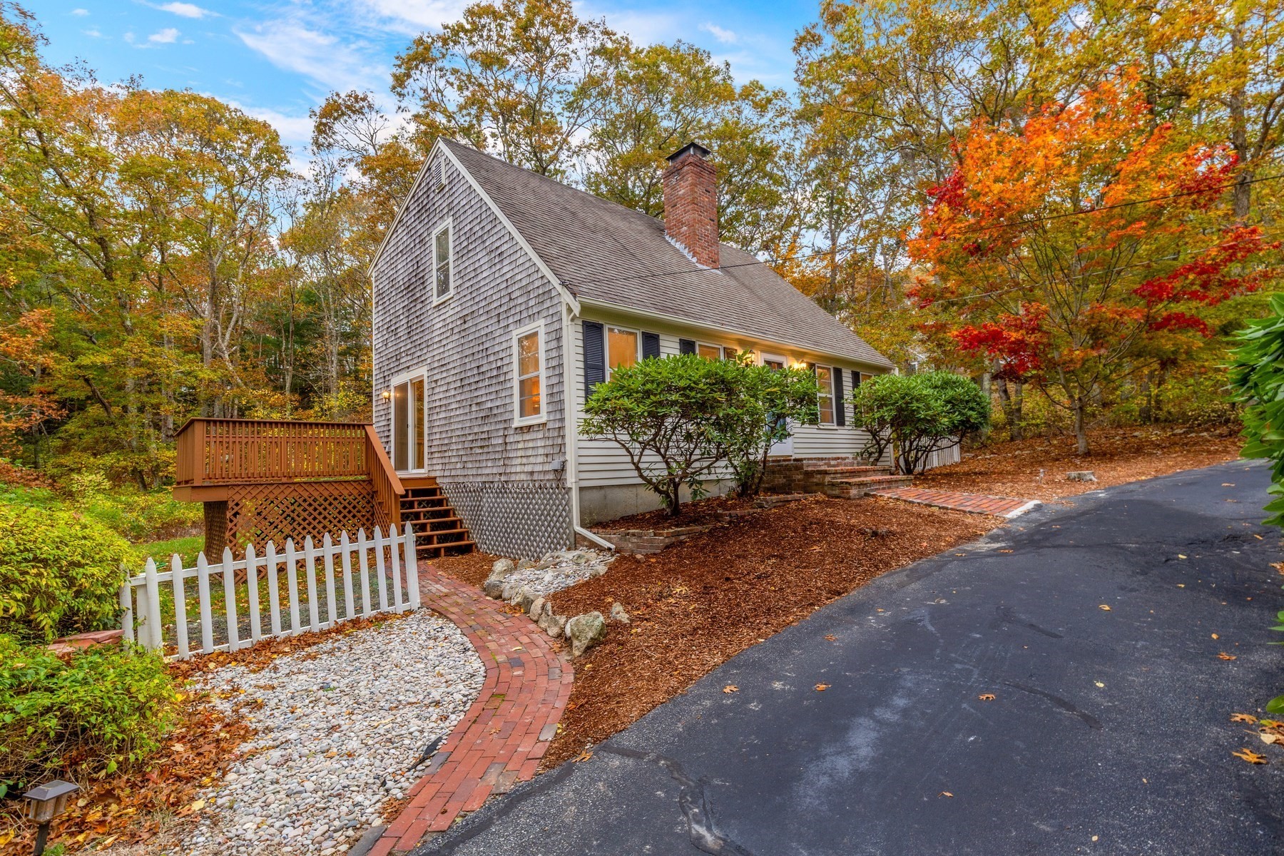 515 Cedar St, Barnstable, MA 02668