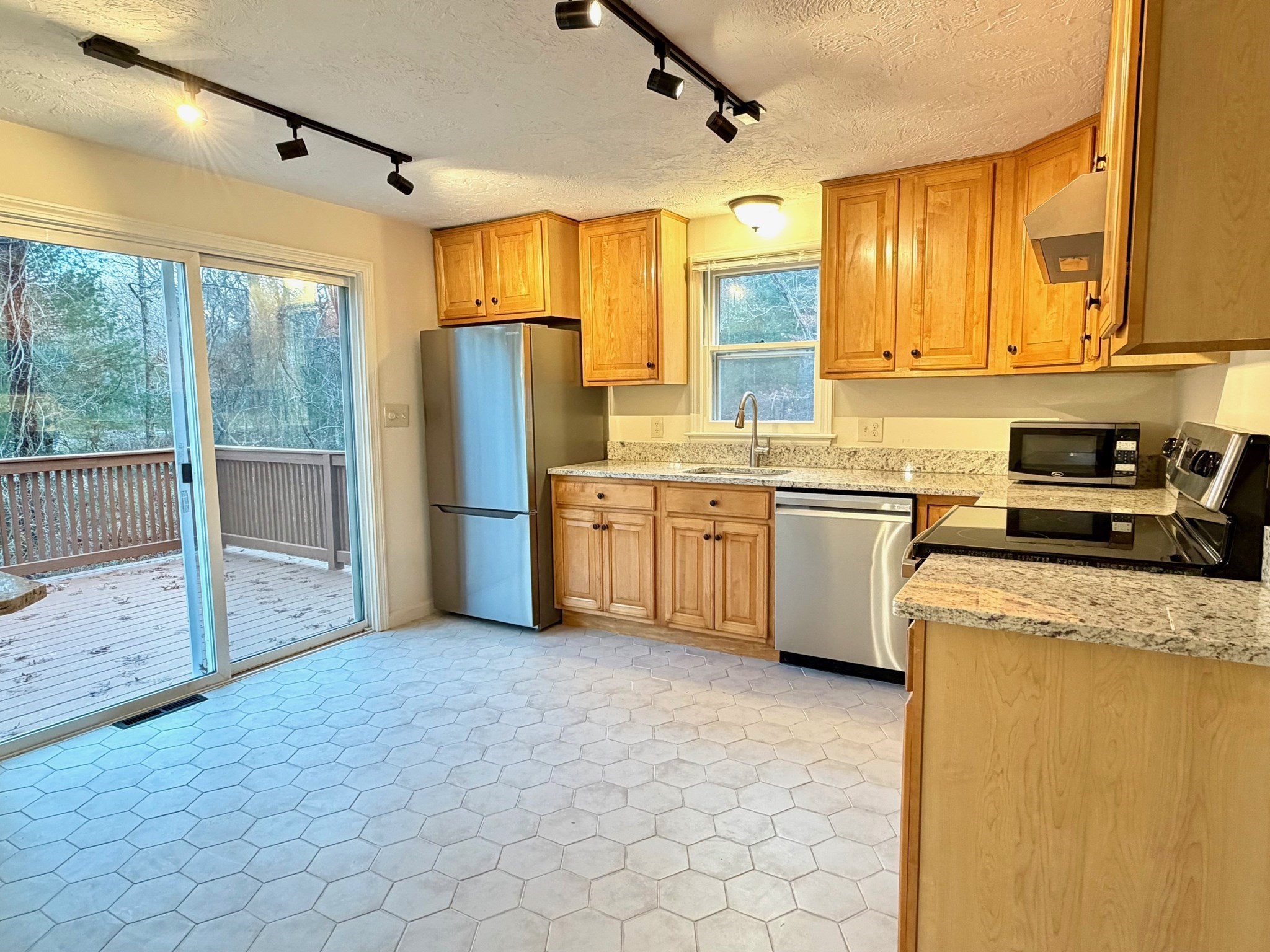 515 Cedar St, Barnstable, MA 02668 - Image 14