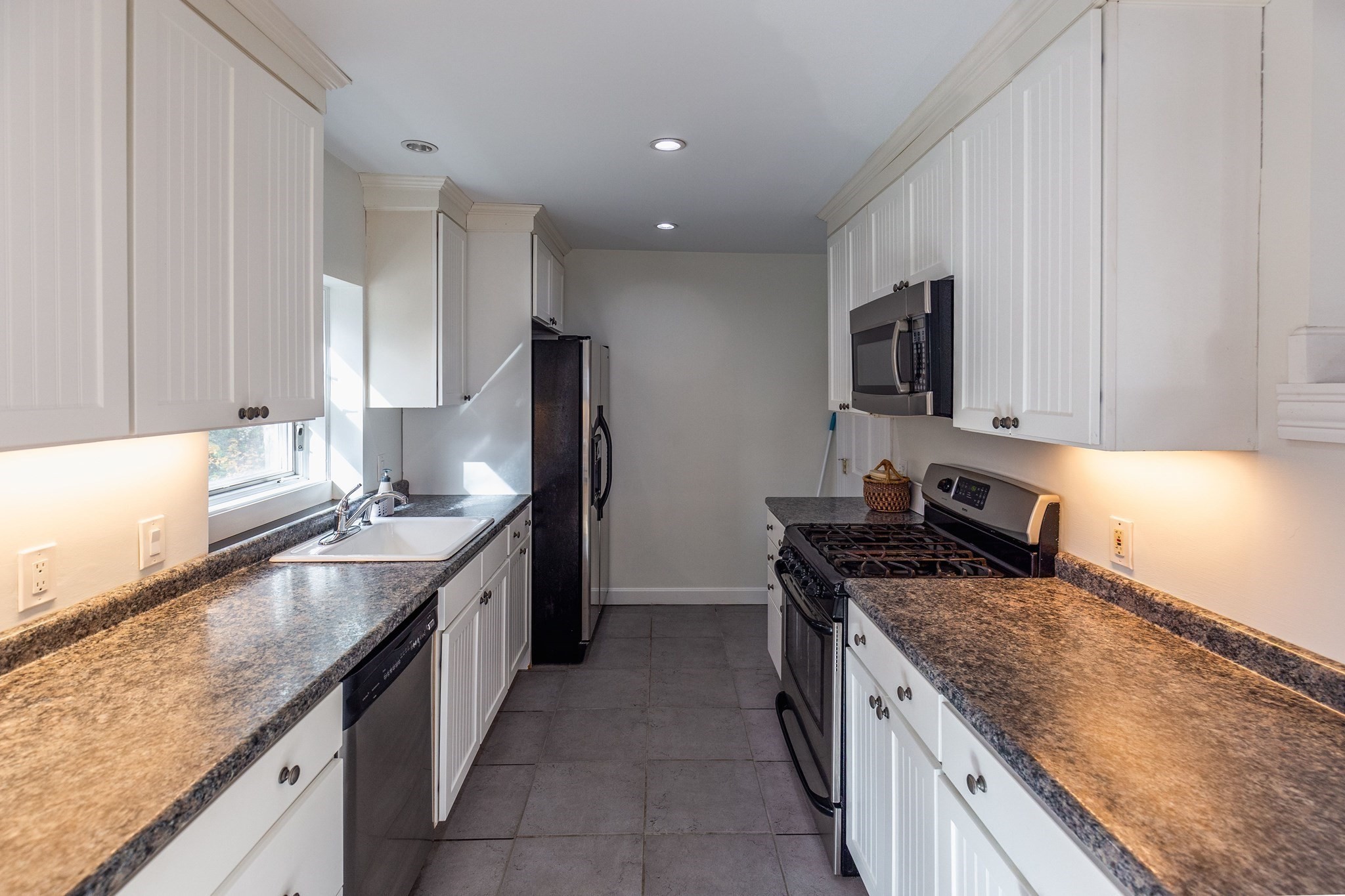 7 Windsor Dr, Plymouth, MA 02360 - Image 25