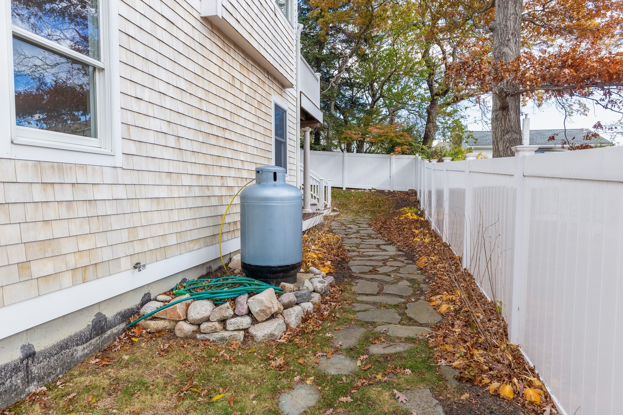 7 Windsor Dr, Plymouth, MA 02360 - Image 8
