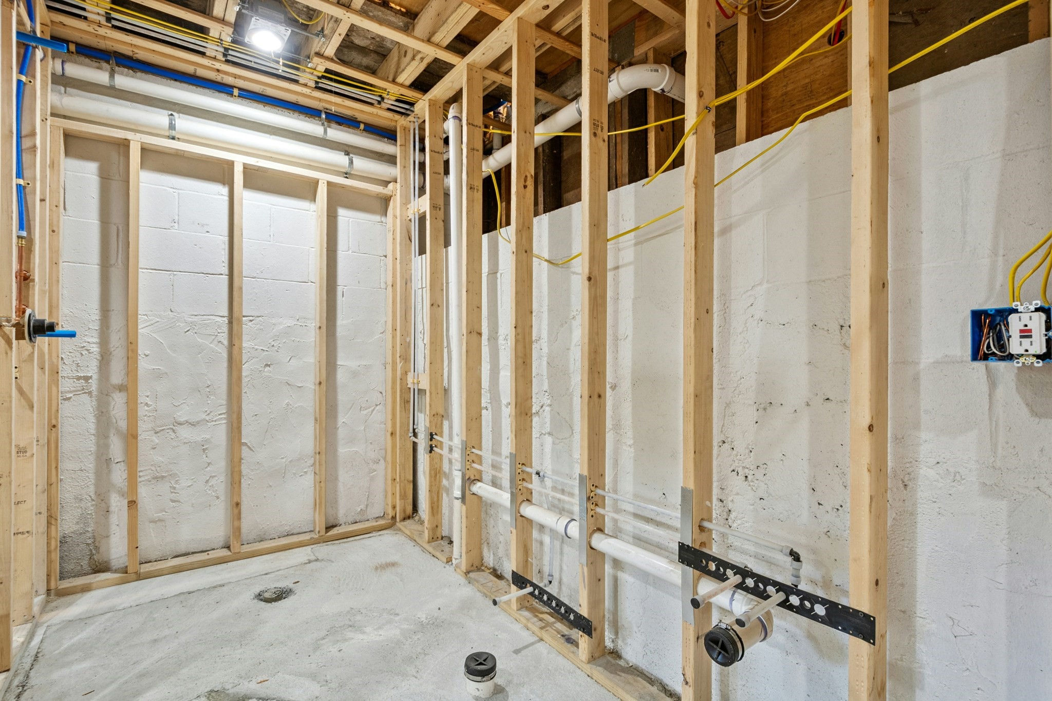 8 Pine St Unit 4, Hyde Park, Boston, MA 02136 - Image 20