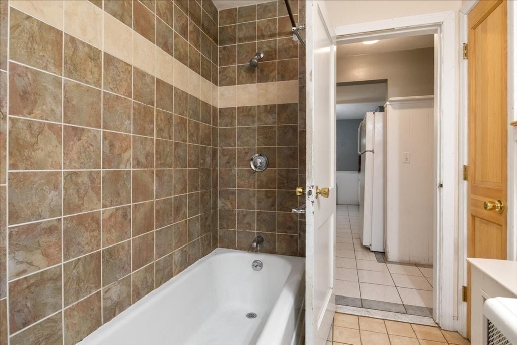 34 Hawthorne St, North Attleboro, MA 02760 - Image 5