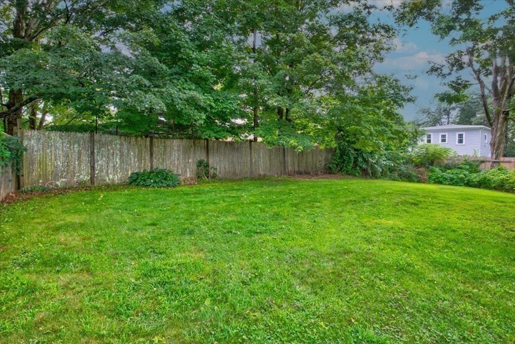 34 Hawthorne St, North Attleboro, MA 02760 - Image 10