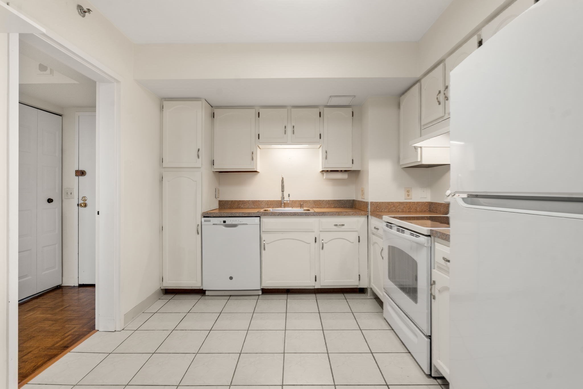 250 Hammond Pond Parkway Unit 1604N, Newton, MA 02467 - Image 17