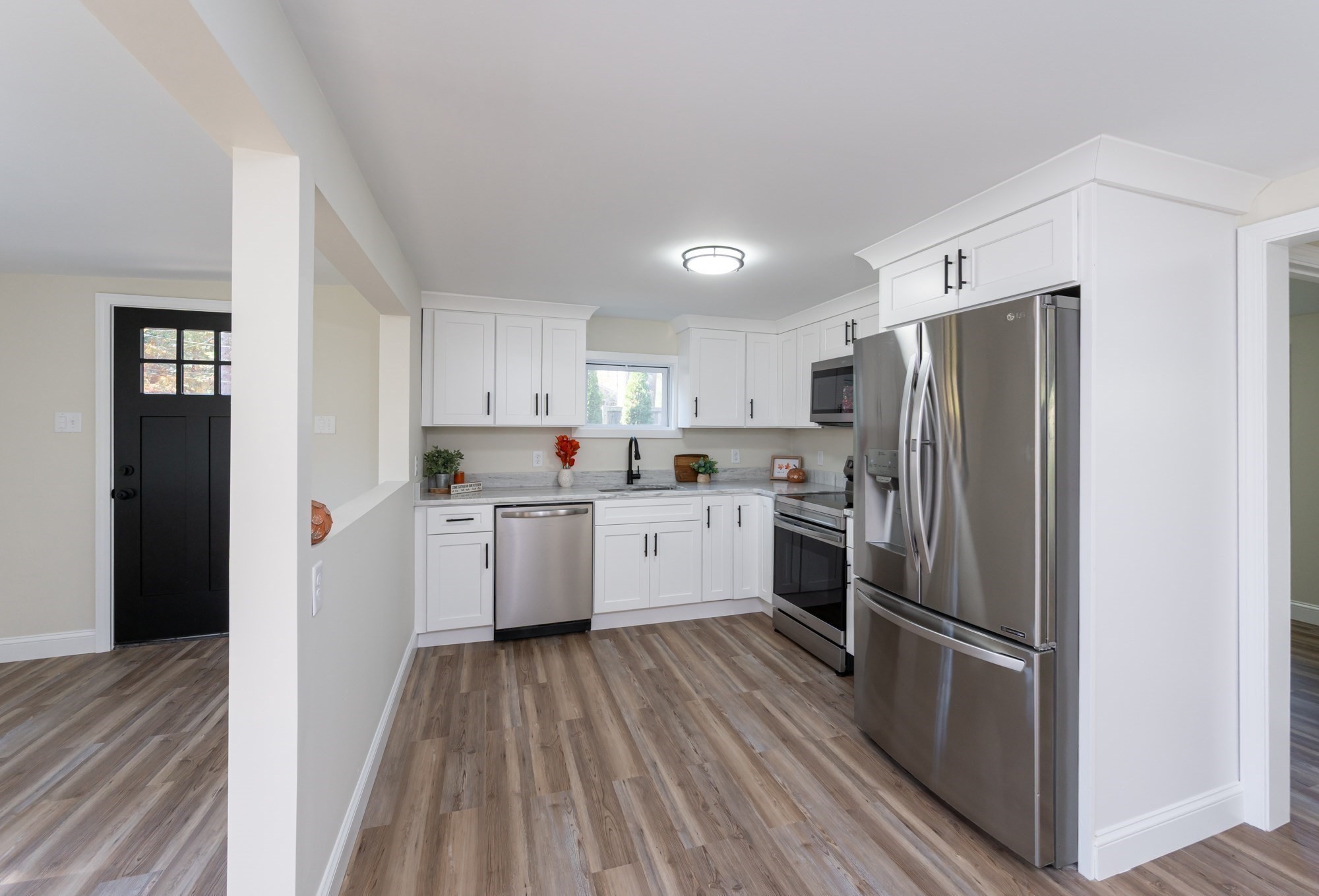 9 Everett St, Carver, MA 02330 - Image 3