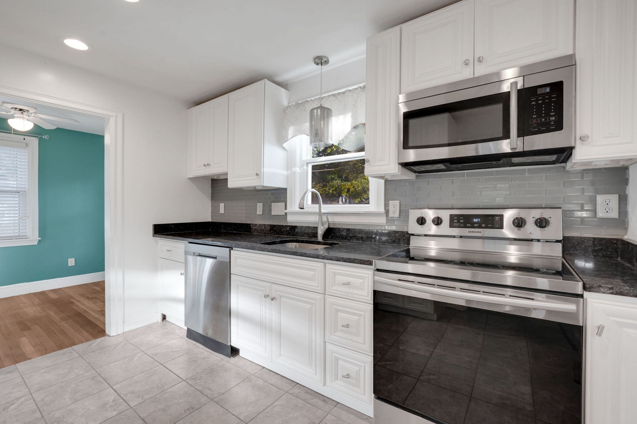 7 Longworth Rd, Worcester, MA 01602 - Image 5