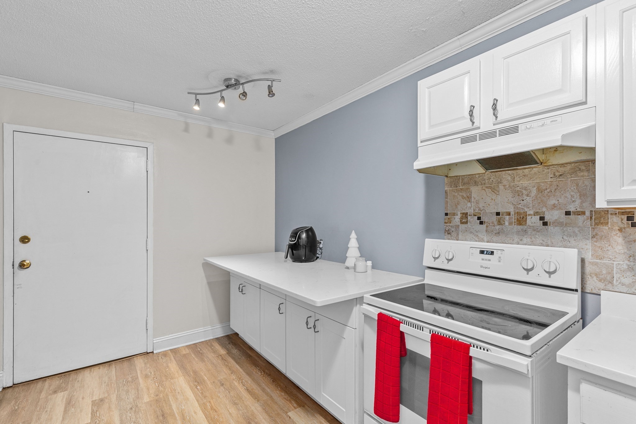 1 Chapel Hill Dr Unit 2, Plymouth, MA 02360 - Image 3