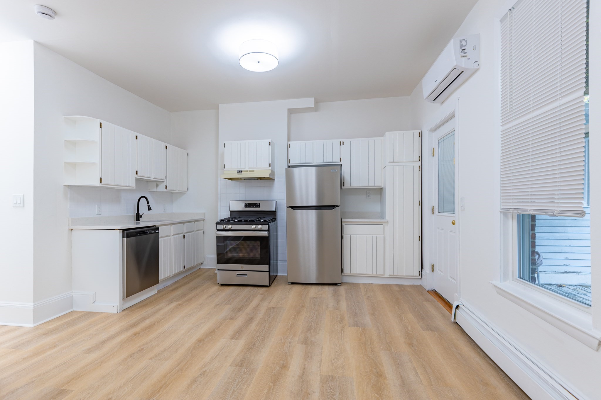 595 East Fifth Street, South Boston, Boston, MA 02127 - Image 3