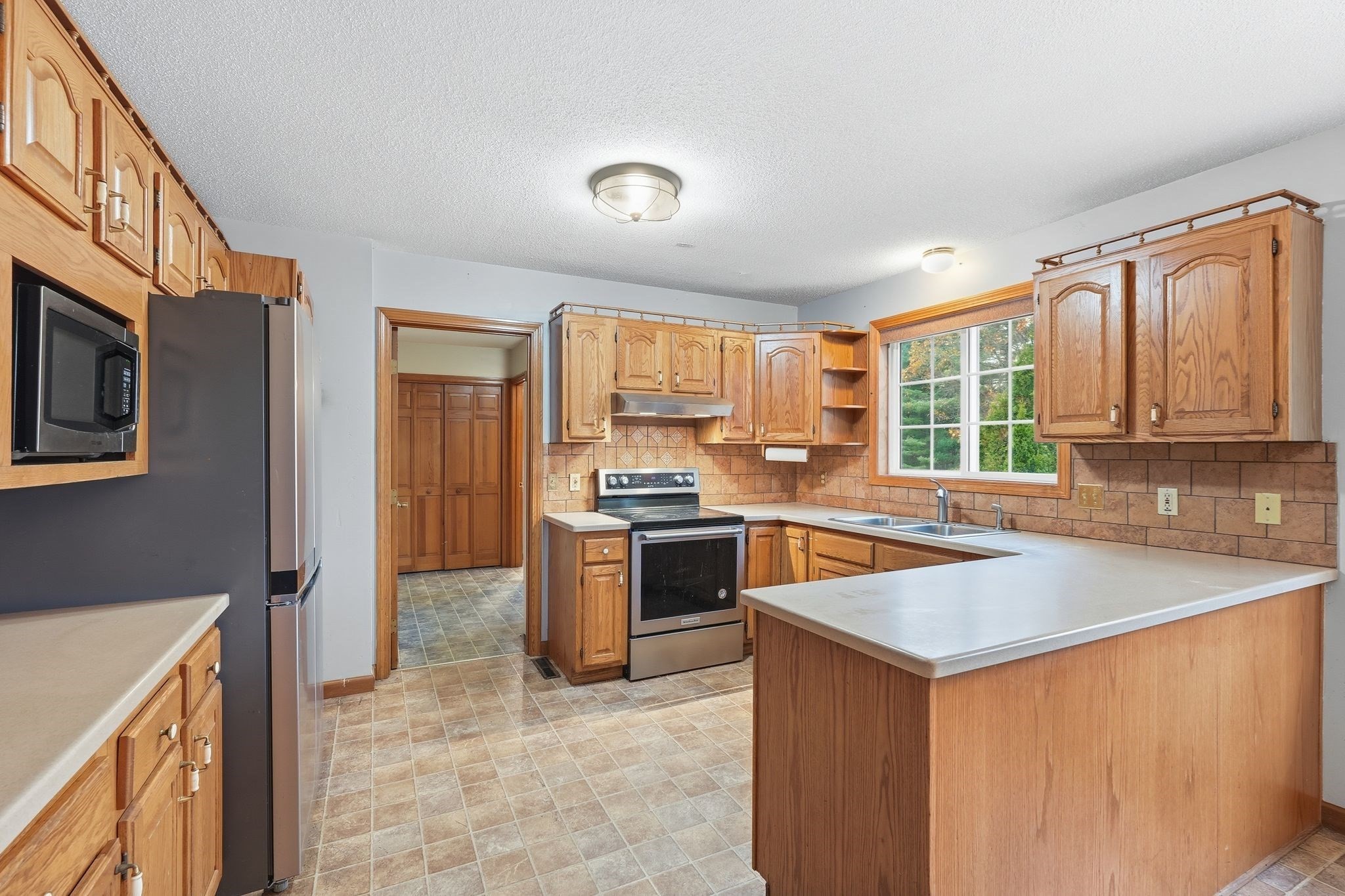 98 Mason St, Palmer, MA 01069 - Image 11
