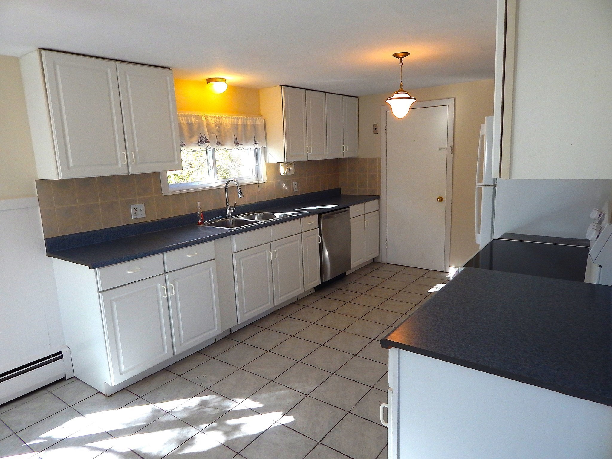 14 Bartlett St, Peabody, MA 01960 - Image 11