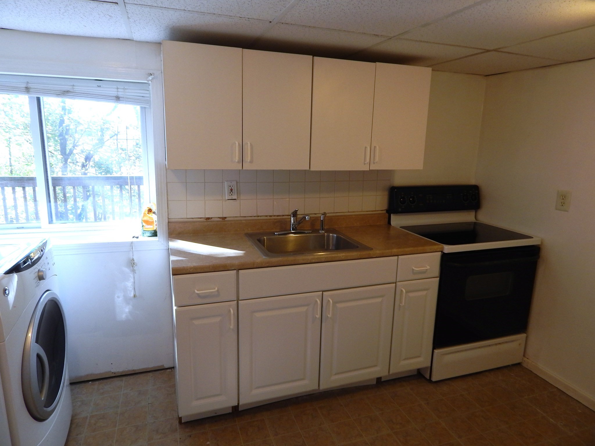 14 Bartlett St, Peabody, MA 01960 - Image 27