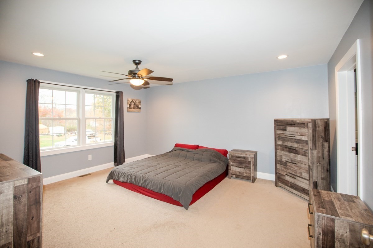 33 Rhinecliffe Road, Swansea, MA 02777 - Image 11