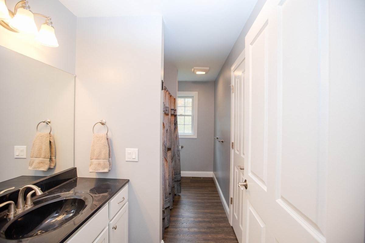 33 Rhinecliffe Road, Swansea, MA 02777 - Image 17