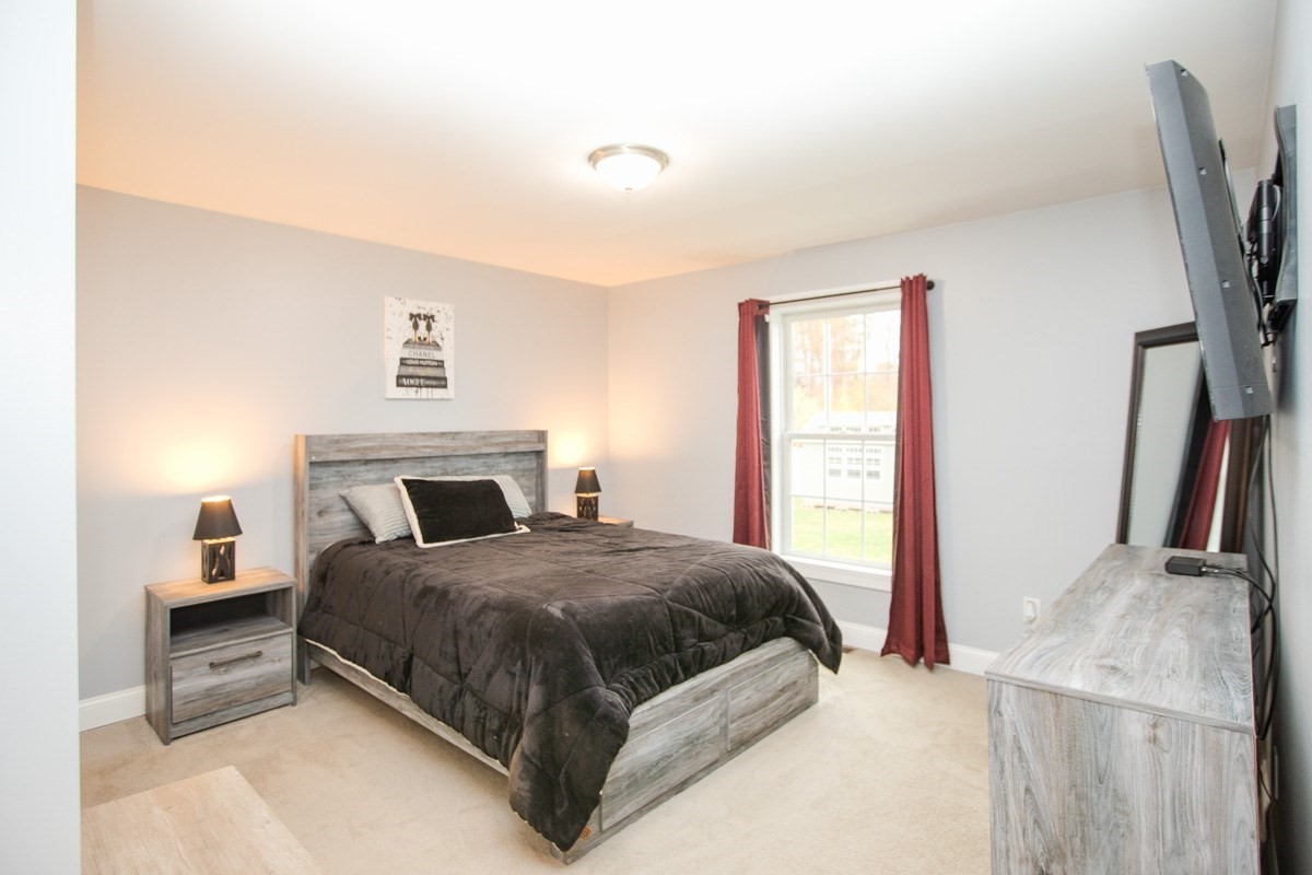 33 Rhinecliffe Road, Swansea, MA 02777 - Image 18