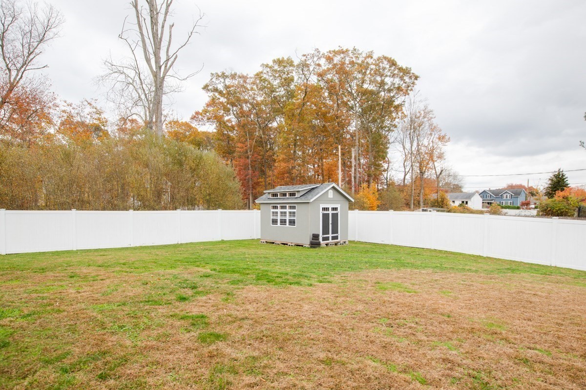 33 Rhinecliffe Road, Swansea, MA 02777 - Image 36