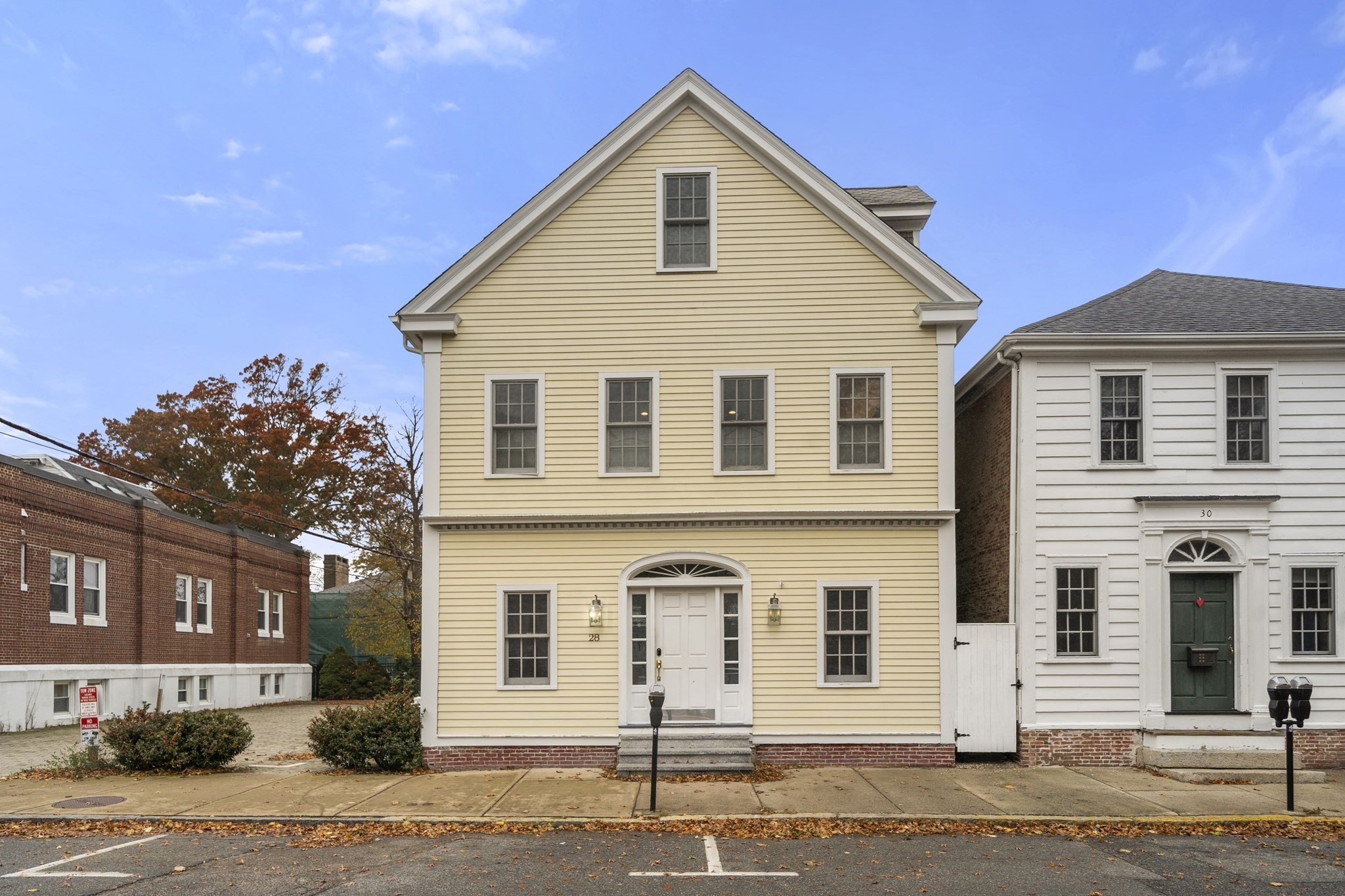 28 Middle Street Unit 2, Plymouth, MA 02360