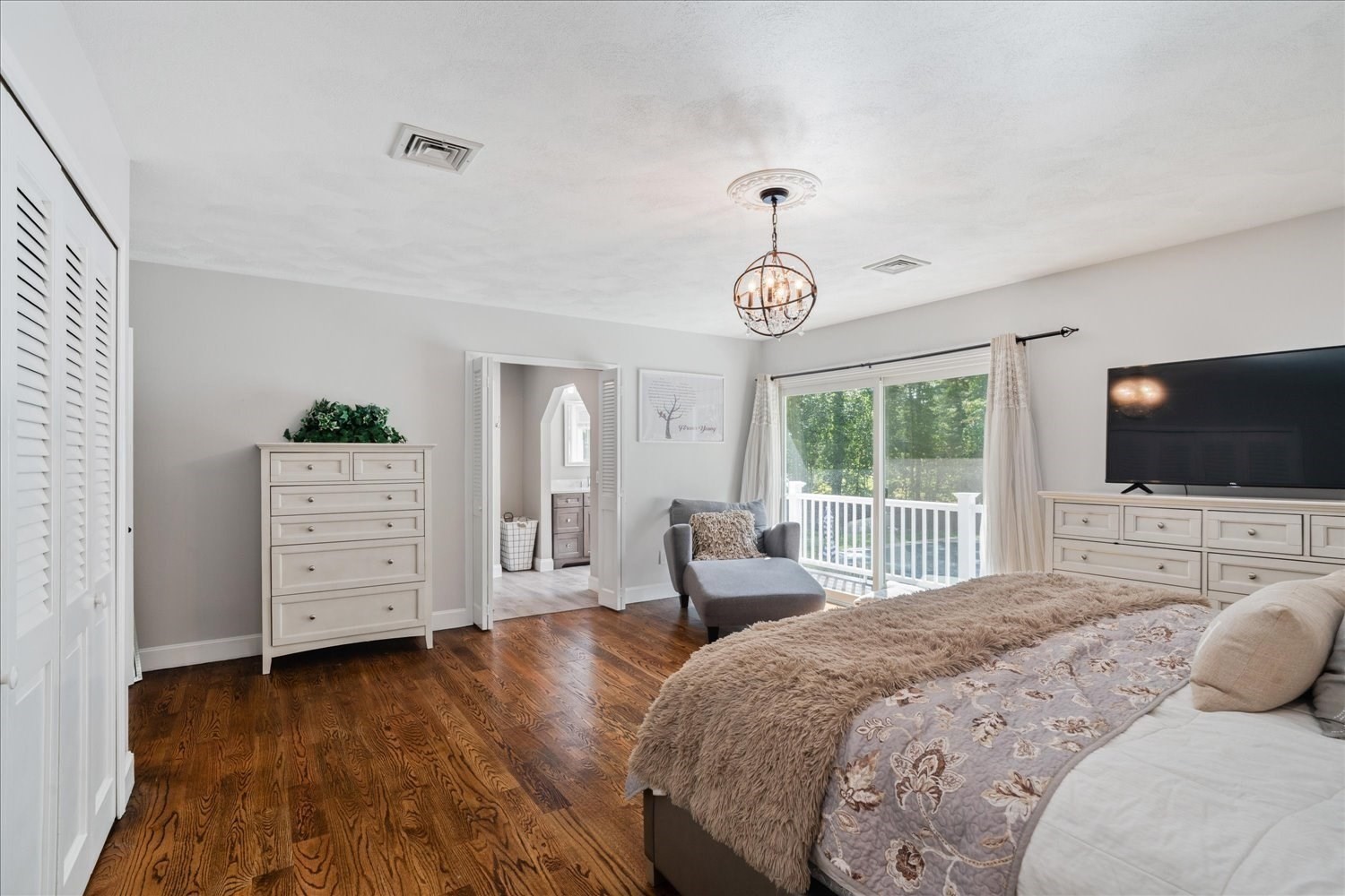 84 Diniz Dr, Raynham, MA 02767 - Image 29