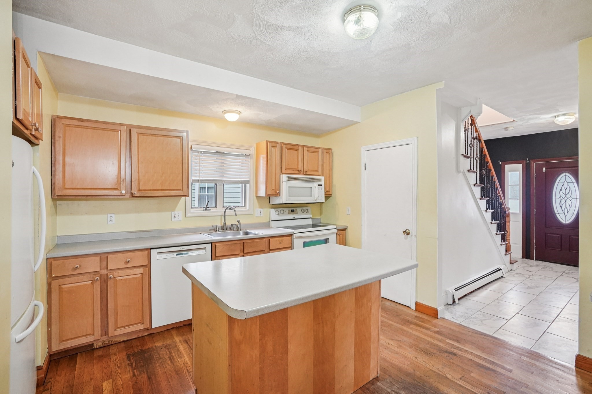 45 Richardson St, Malden, MA 02148 - Image 8