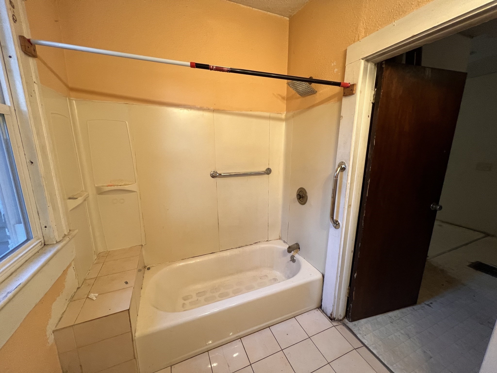 34 Wellesley St, Springfield, MA 01109 - Image 6