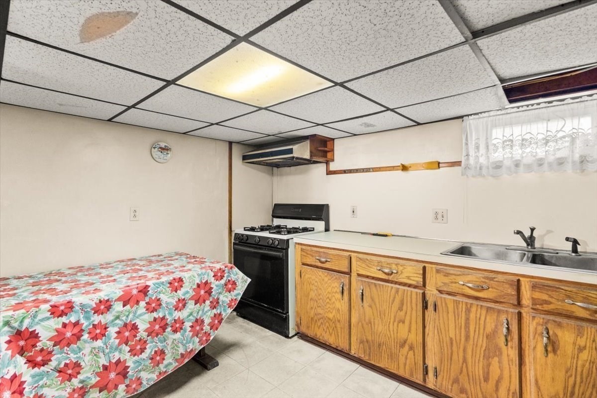 9 Jefferson Street, Taunton, MA 02780 - Image 27