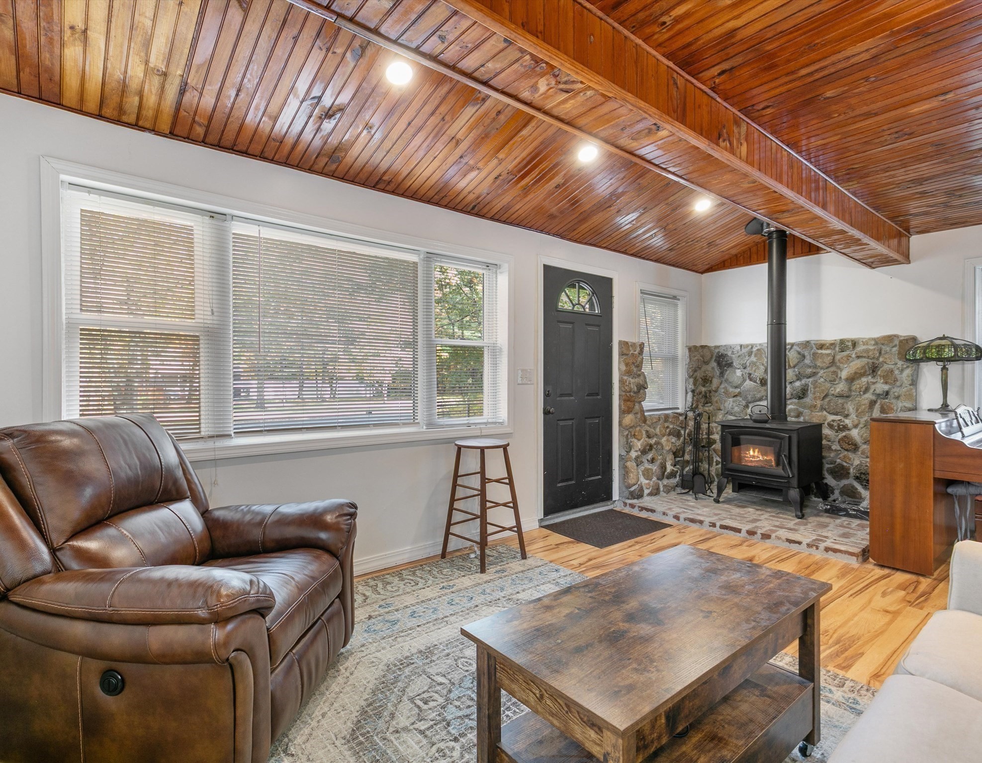 80 Brandy Brow Rd, Haverhill, MA 01830 - Image 8