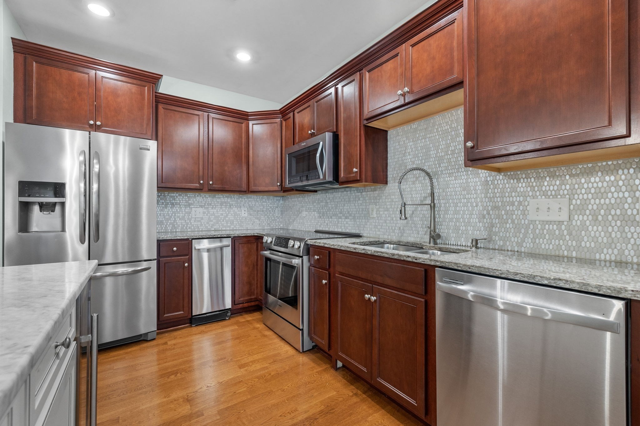 130 Trotter Rd Unit 1211, Weymouth, MA 02190 - Image 2