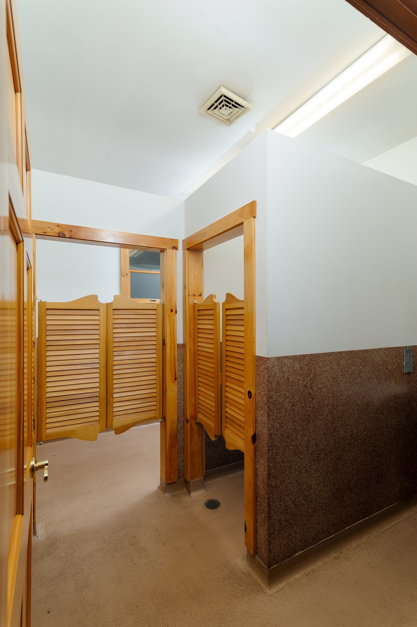 58 Aspen St, Ware, MA 01082 - Image 10