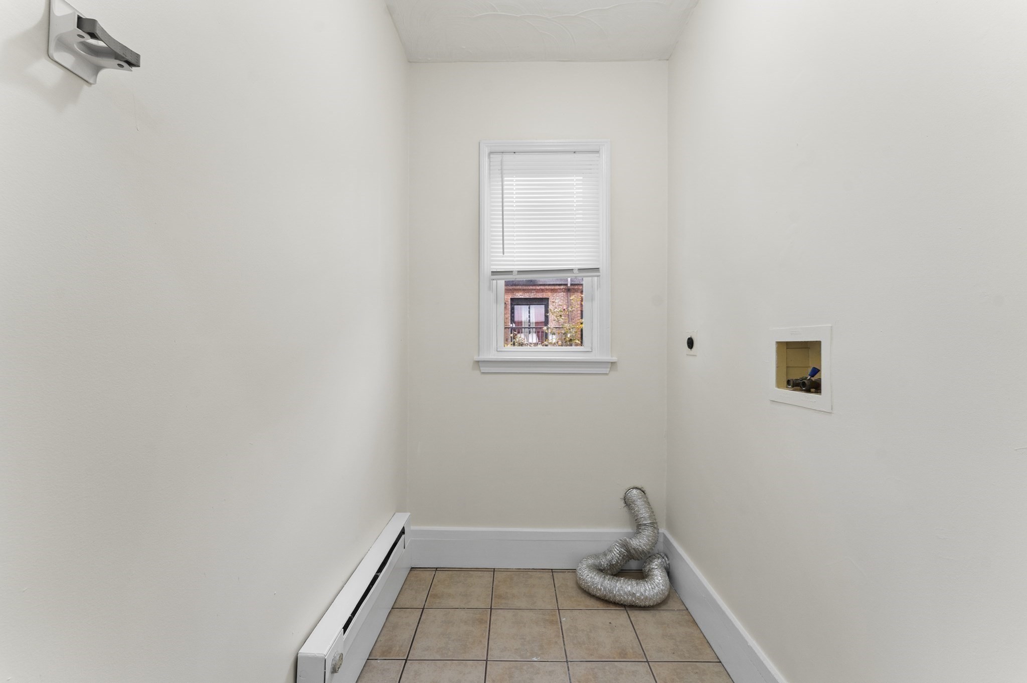 12 Gayland St, Roxbury, Boston, MA 02125 - Image 23