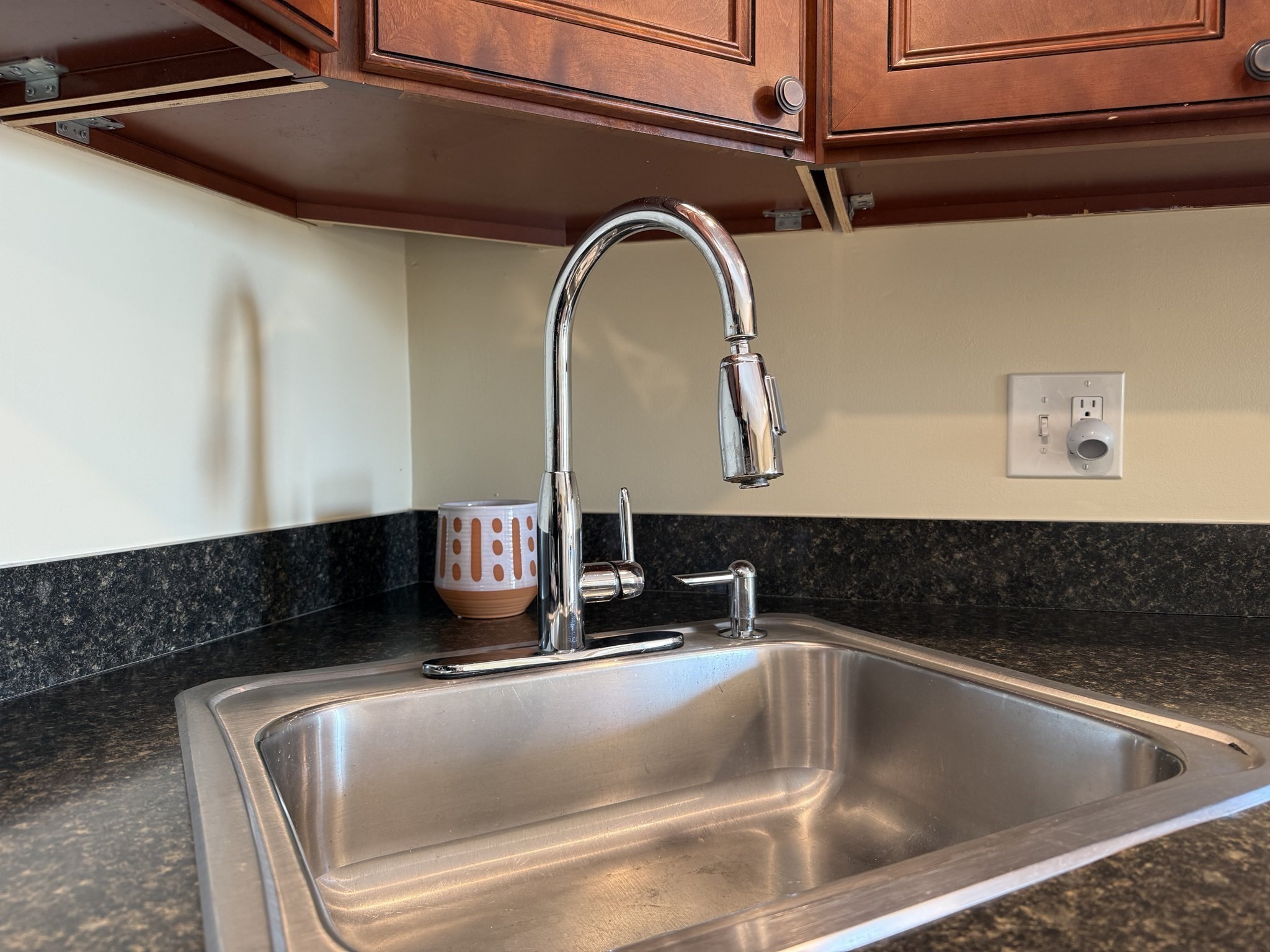 28 Claremont Ter Unit 6, Swampscott, MA 01907 - Image 7