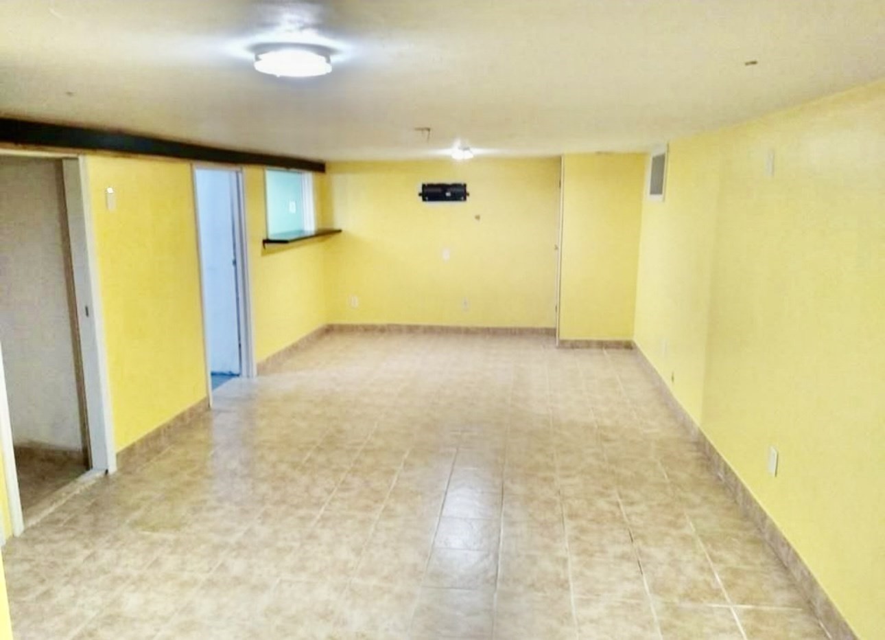 48 Ettrick St, Brockton, MA 02301