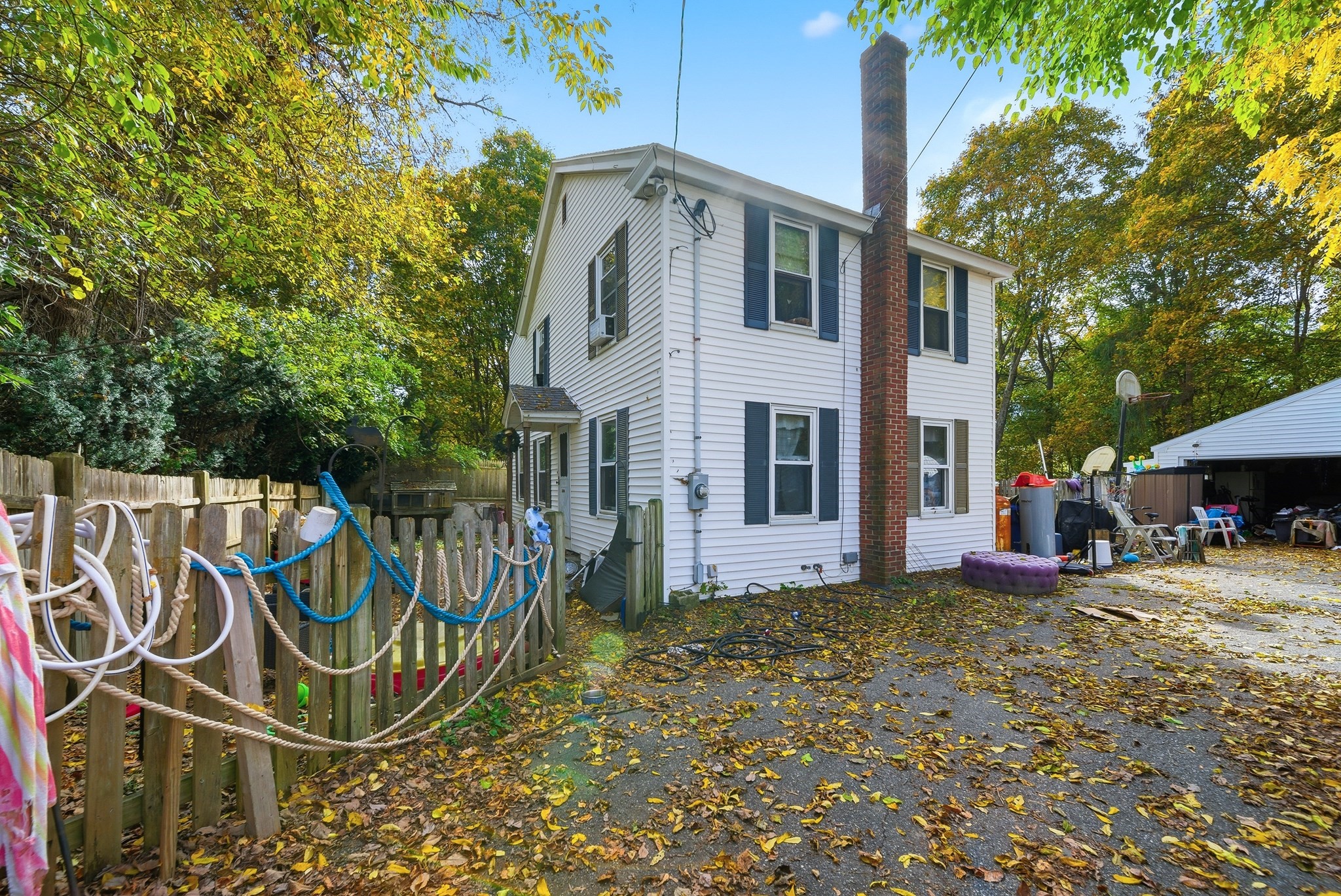 36 Elm St, Uxbridge, MA 01569 - Image 2